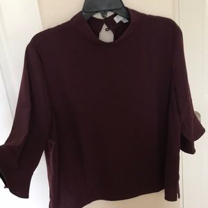 Maroon bell sleeved top